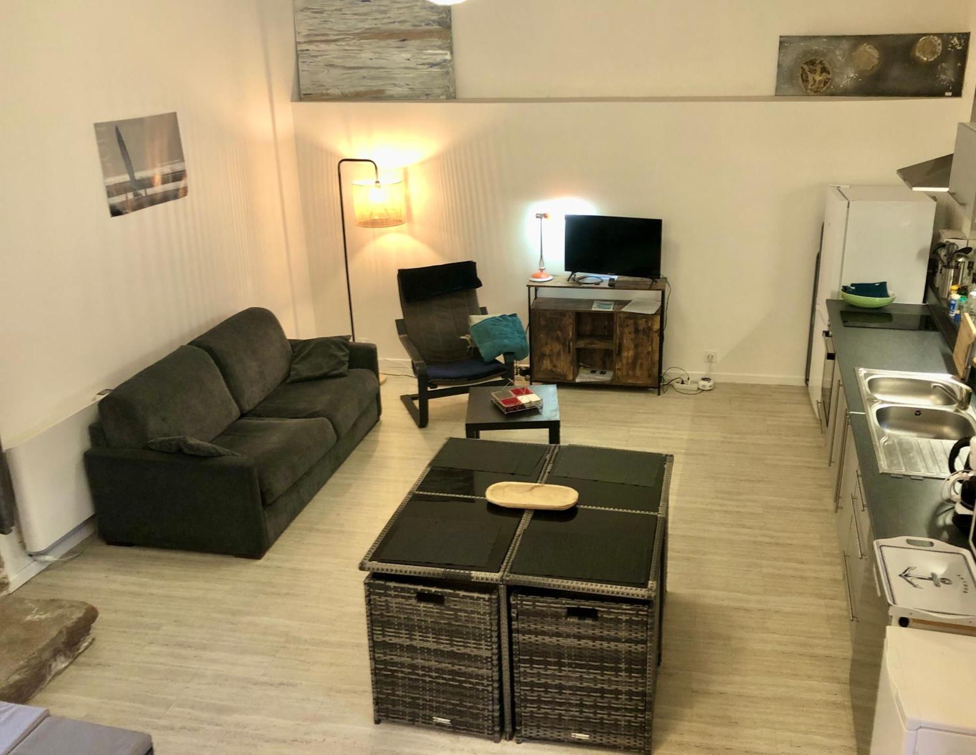 Gite Au Calme 2 A 6 Personnes Dans Un Paysage Totalement Paisible -Plages A 22 Min- Quite Cottage 2 To 6 Persons In Total Peaceful Landscape -Beaches At 22 Min- Landevant Екстер'єр фото